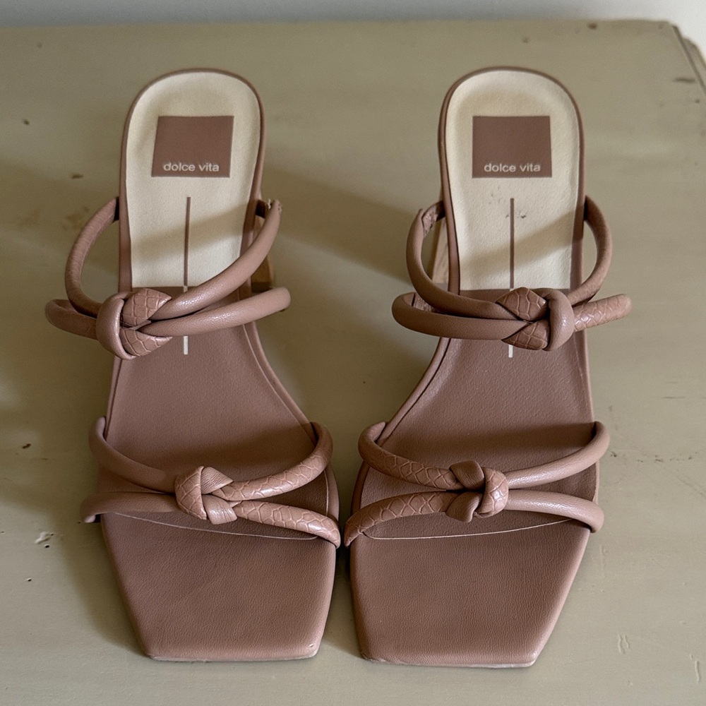 Dolce Vita Women's Nude Knotted sandals size 7.5. Excellent used condition.